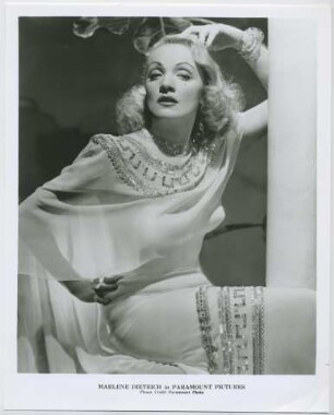 Marlene Dietrich (Los Angeles, 1946) (Archivtitel)