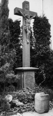 Wegkreuz; Kelkheim, Am Kirchplatz 6