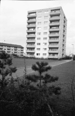 Freiburg; Haslach: Wohnblock; Hochhaus, Mathias-Blank-Siedlung