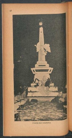 Frente del catafalco - [Fotografía]