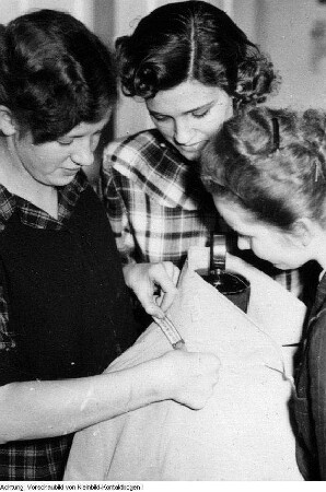 Sebnitz, VEB Kleiderwerke Sebnitz, Gewerkschaftsbrigade, Januar 1954