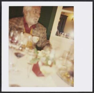 Wolfram Siebeck in einem Restaurant im Tessin