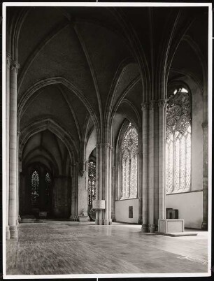 Dom, Minden Wiederaufbau: Innenraum, Blick auf den Altar, das Seitenschiff und die Kanzel