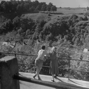 Die Stadt Bautzen. Blick auf den Priotschenburg. : Pohlad na Hrodźiško Budyšina.