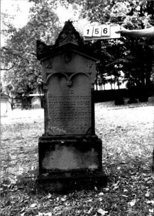 Grabstein 156
