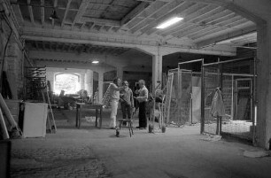 Sandkorn-Theater Karlsruhe. Vorbereitungen für das 1. Kleintheater-Festival auf dem ehemaligen Stadtwerke-Gelände in der Kaiserallee 11