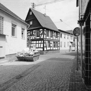 Walluf, Kirchgasse 3