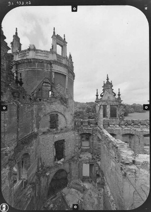 Bad Muskau. Ruine des Neuen Schloßes. Innenansicht