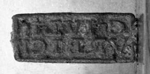 Stempel mit lateinischer Inschrift C.IVLII / VRBICI