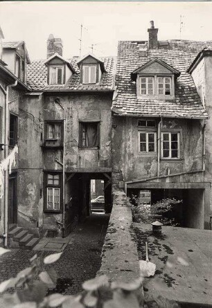 Altstadt, Dörfle. Brunnenstraße 47 / 49