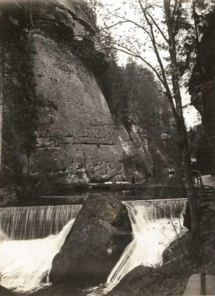 Elbsandsteingebirge. Wilde Klamm. Beginn der Bootsfahrt