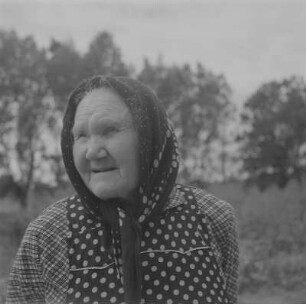 Trent-Venz. Volkseigenes Gut (VEG), Mutter Schulten