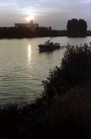 Breisach: Sonnenuntergang über dem Rhein