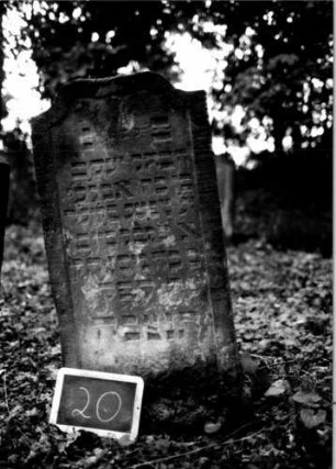 Grabstein 20 [Nir S. 37f. Nr. 2.04]