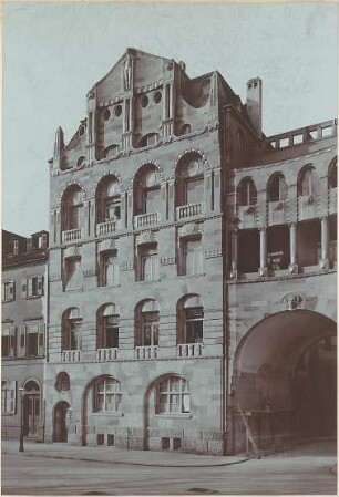 Billing, Hermann; Karlsruhe, Stephanienstr. 94-96; Haus Billing und Helmle, Torbau - Haus Billing, Vorderfassade
