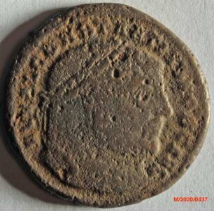 Römische Münze, Nominal Follis, Prägeherr Maximianus Herculius (?), für Constantius I. Caesar, Prägeort Thessaloniki, Original