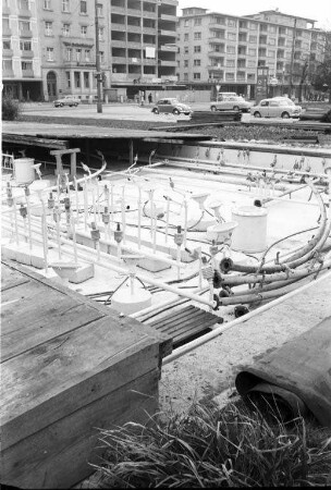 Inbetriebnahme der Wasserspiele an der Ettlinger Straße.