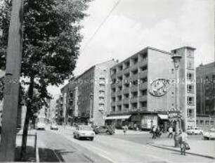 Entlang der Schönhauser Allee in Berlin (Ost)