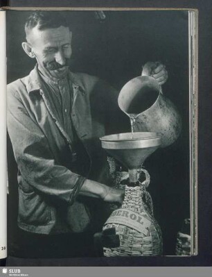 Füllen von Korbflaschen