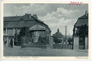 Meißen. Polizeischule Haupteingang