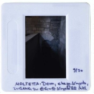 Molfetta, S. Corrado / Duomo Vecchio : Innenansicht Zugang Krypta