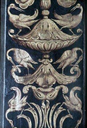 Höfische Figurengruppen in Scheinarchitektur