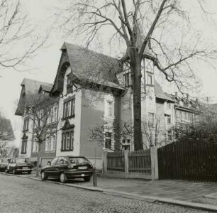 Glauchau, Arndtstraße 10/12, Villa, Straßenansicht