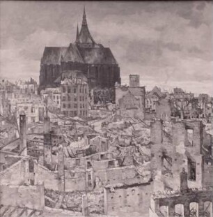 Blick von Osten über das zerstörte Rostock mit Marienkirche