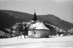 Föhrental: Hofkapelle im Schnee im Föhrental