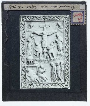 karolingisch, Elfenbeinrelief, Kreuzigung (Liverpool NM M8022)
