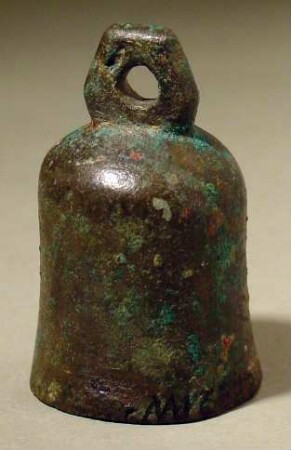 Längliche Glocke