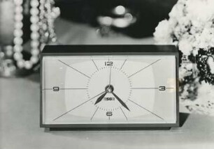 Synchronwecker-Uhr "Paris" der ESGE GmbH