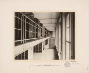 Preußisches Kultusministerium, Berlin Erweiterungsbau. Geschäftsgebäude für das Ministerium der geistlichen, Unterrichts- und Medizinalangelegenheiten: Innenansicht Archivraum