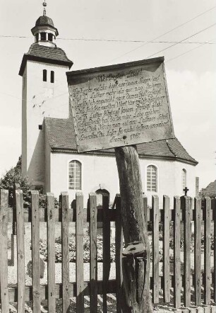 Erinnerungstafel an die Einweihung der Kirche durch Martin Luther