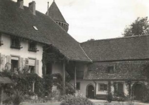 Estavayer-le-Lac, Schweiz. Schloß Chenaux (13. Jahrhundert) am Neuenburger See. Hofansicht