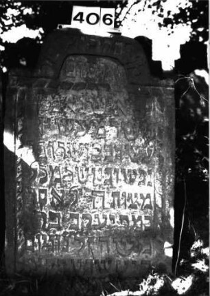 Grabstein 406 Besonderheit: Vorsteher des Heiligen Vereins (Beerdigungsgesellschaft): Grabstein 406