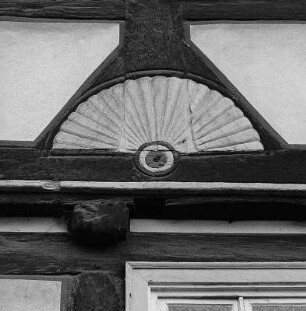 Wohnhaus und Scheunen-Stall-Anbau; Eschwege, Am Bache 13