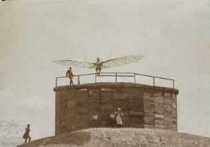 Fotografie Flugversuch Otto Lilienthals (f0815)