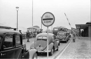 Kehl: Zollabfertigung mit Zollschild