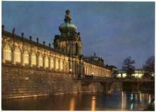 Dresden. Zwinger - Nachtaufnahme, Kronentor