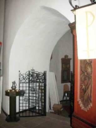 Langhaus Innen-Triumphbogen im Chorturm