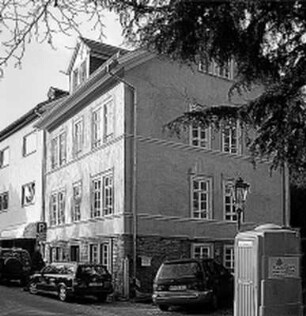 Evangelisches Pfarrhaus; Bad Soden, Zum Quellenpark 28