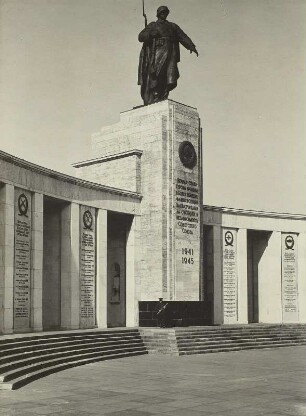 Sowjetisches Ehrenmal