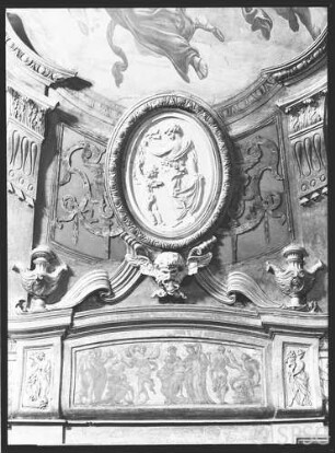 Berlin, Schloss, Paradekammern, Rote Samtkammer, von Andreas Schlüter, Teil der Deckenkehlung, R.: 790.