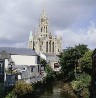 Truro. Blick zur Kathedrale. Ansicht von Osten