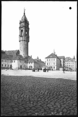 Bautzen. Kornmarkt mit Reichenturm und alte Kaserne