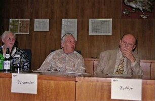 2. Stormarner Kulturforum "5 Tage im Mai: Kriegsende in Stormarn": Podiumsdiskussion im Kreistagssitzungssaal: Zeitzeugen im Gespräch