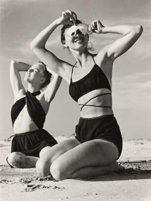 Modeaufnahme, Modell Janet Stephenson (Mademoiselle)