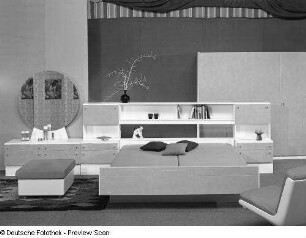 Schlafzimmer (Modell T 17)