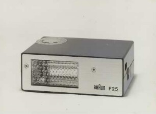 Braun Blitzgerät "hobby F 25" von Dieter Rams